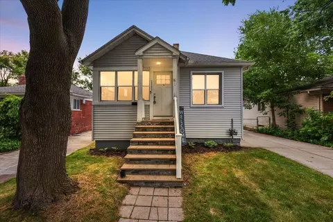 23831 Deziel St, Saint Clair Shores, MI 48082