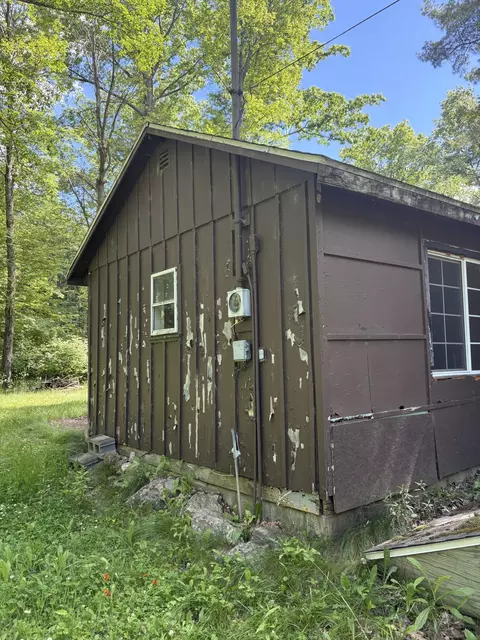Exterior - 5339 Jerry St, Gladwin, MI 48624 photo 4 of 5