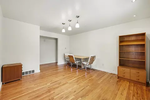 Living - 173 Mohawk St, Summit, MI 49203 photo 3 of 4