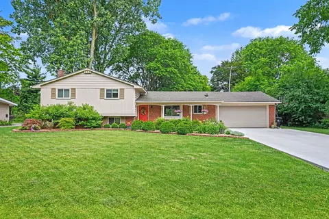 32450 Chesterbrook St, Farmington Hills, MI 48334