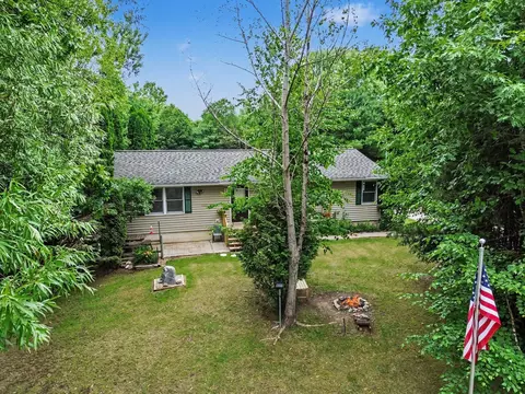 8202 Kennedy Rd, Henrietta, MI 49259
