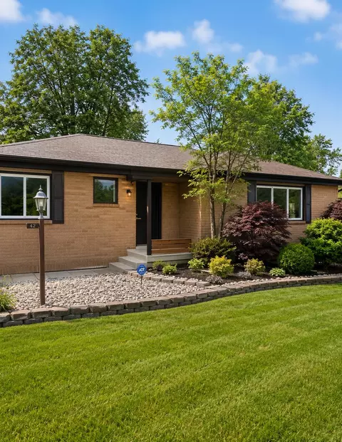 2525 Warwick St, Saginaw, MI 48602
