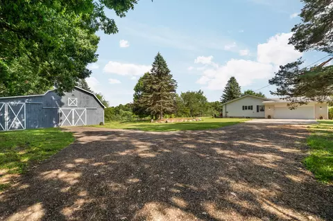 10663 Hall Rd, Whitmore Lake, MI 48189