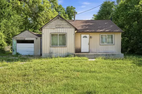 3758 W Michigan Ave W, Battle Creek, MI 49037