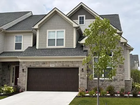 3269 Hayster Dr, Ann Arbor, MI 48105