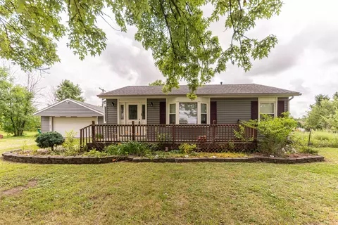 6637 Hitchingham Rd, Ypsilanti, MI 48197