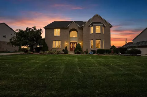 49182 Woodson Way, Canton, MI 48187