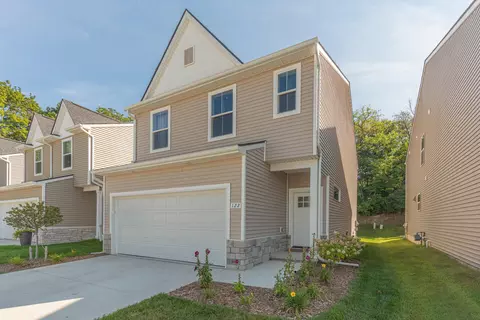 122 Parsons Ln, Saline, MI 48176