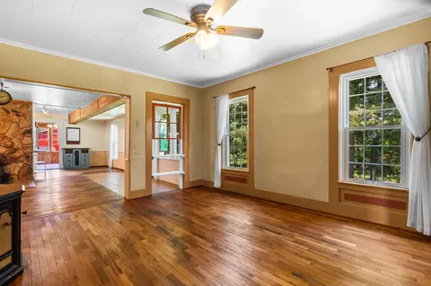 Living - 11230 Hoyt Rd, Henrietta, MI 49259 photo 3 of 9