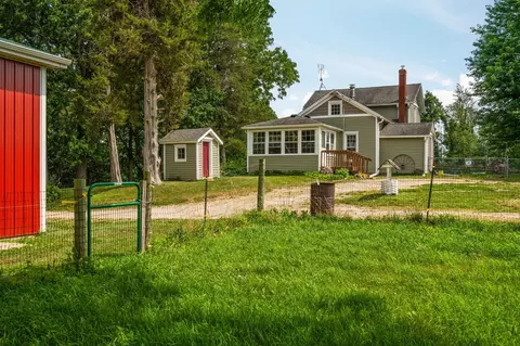 Exterior - 11230 Hoyt Rd, Henrietta, MI 49259 photo 11 of 30