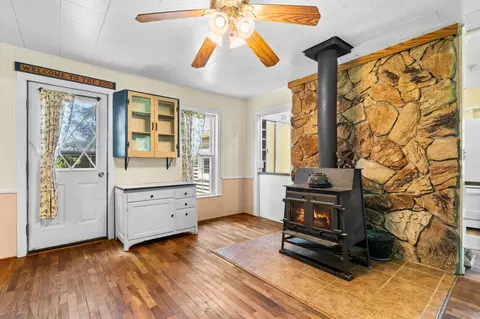 Entry Way - 11230 Hoyt Rd, Henrietta, MI 49259 photo 1 of 3