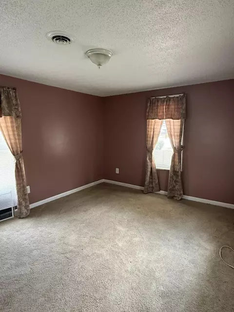 Bedroom - 645 State St, Adrian, MI 49221 photo 6 of 7