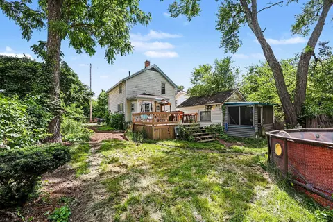 Exterior - 134 Hollis St, Jackson, MI 49203 photo 3 of 4