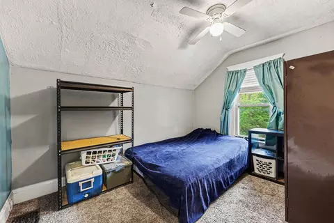 Bedroom - 134 Hollis St, Jackson, MI 49203 photo 3 of 4