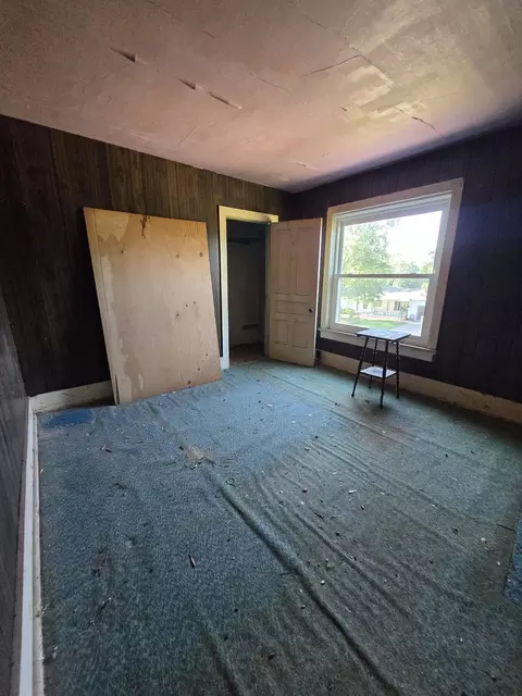 Bedroom - 312 W 7th, Henrietta, MI 49259 photo 4 of 5