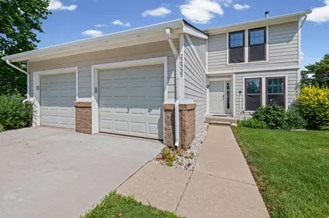 22559 Cranbrooke Dr, Novi, MI 48375