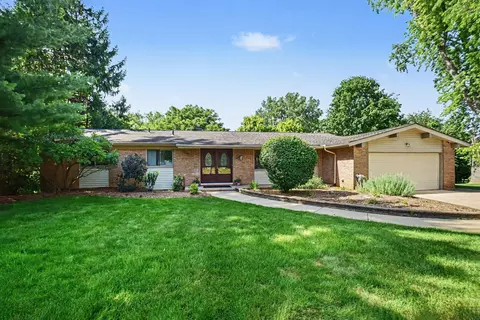 5164 Coldspring Ct, West Bloomfield, MI 48322