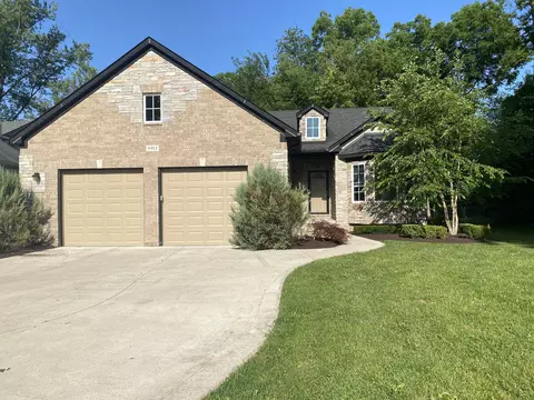 9915 Wayne Rd, Livonia, MI 48150