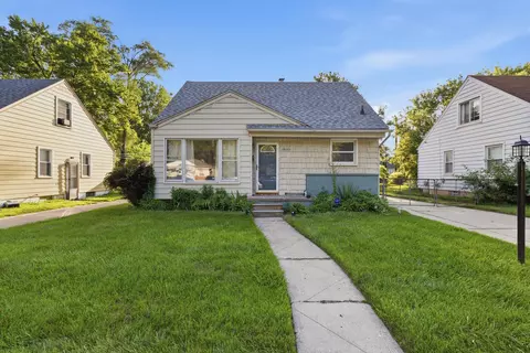 19353 Denby St, Redford, MI 48240