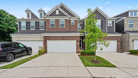 2823 Willow Ct, Pittsfield, MI 48108