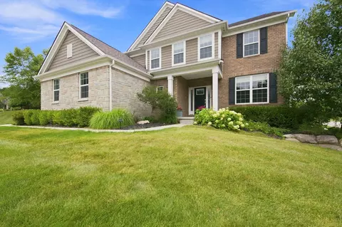 5887 Strawberry Cir, Commerce, MI 48382