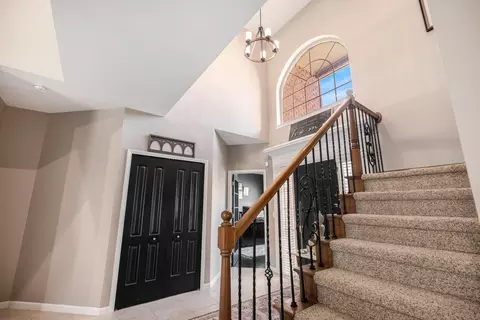 Entry Way - 47376 Hidden Meadows Dr, Macomb, MI 48044 photo 2 of 3