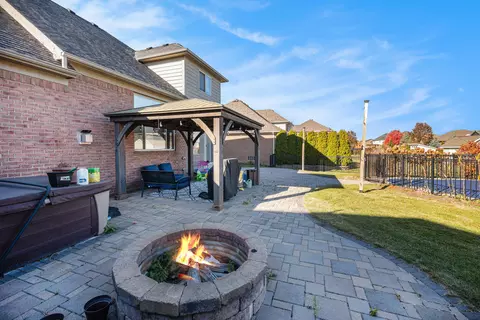 Exterior - 47376 Hidden Meadows Dr, Macomb, MI 48044 photo 5 of 8