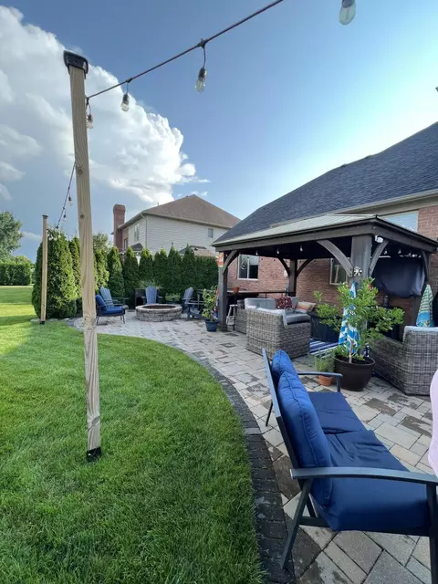 Exterior - 47376 Hidden Meadows Dr, Macomb, MI 48044 photo 7 of 8