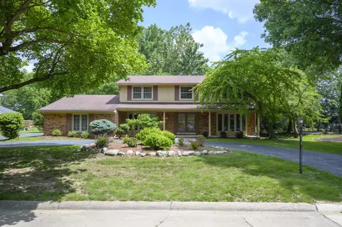 28550 Tavistock Trl, Southfield, MI 48034