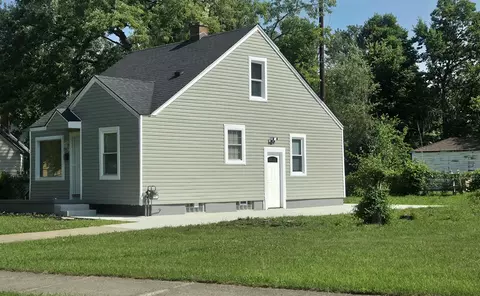 20821 N Pierson Ct, Detroit, MI 48228