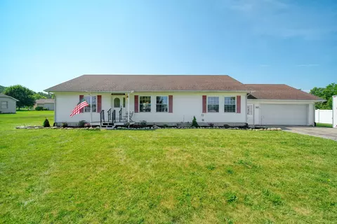 225 W Birch St, Litchfield, MI 49252