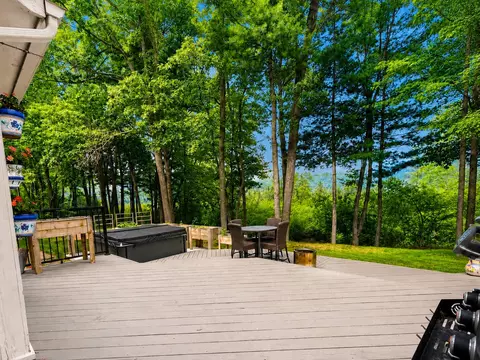 Exterior - 244 Indian Trl, Orion, MI 48362 photo 4 of 8