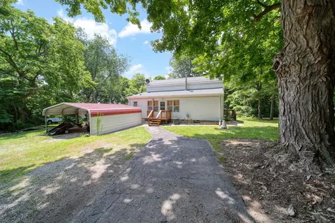 1533 E Munger Rd, Tecumseh, MI 49286 photo 3