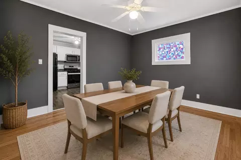 Dining - 406 Garfield St, Jackson, MI 49203 photo 1 of 1