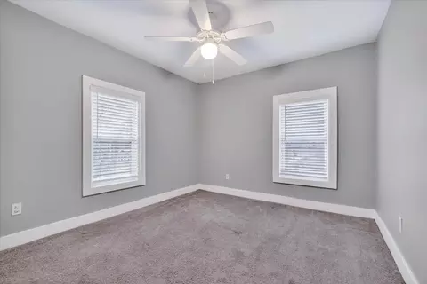 Bedroom - 406 Garfield St, Jackson, MI 49203 photo 3 of 7