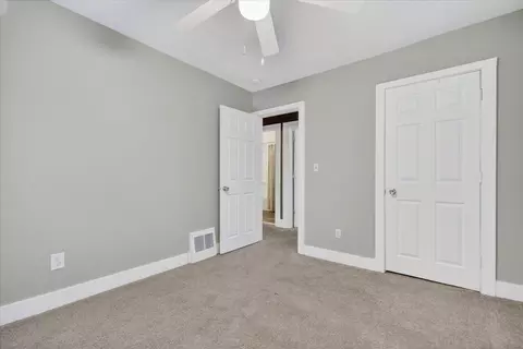 Bedroom - 406 Garfield St, Jackson, MI 49203 photo 5 of 7