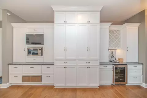Kitchen - 3237 Heather Rd, Ann Arbor, MI 48108 photo 5 of 9