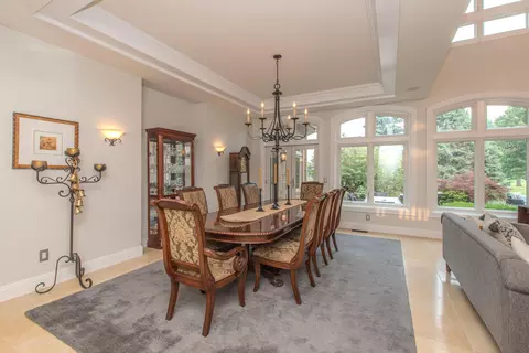 Dining - 3237 Heather Rd, Ann Arbor, MI 48108 photo 2 of 3