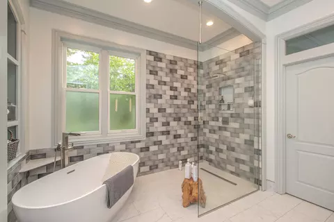 Bath - 3237 Heather Rd, Ann Arbor, MI 48108 photo 3 of 8