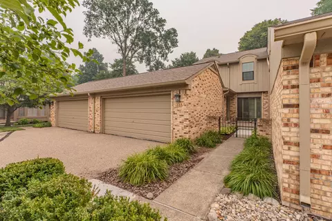 1885 Christy Ct, Rochester Hills, MI 48309