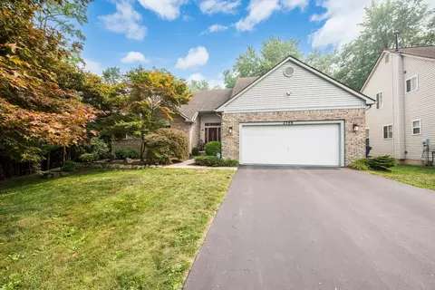 2398 Foxway Dr, Ann Arbor, MI 48105