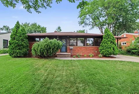 1832 Weldon Blvd, Ann Arbor, MI 48103