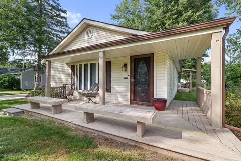 21545 Highview St, Clinton Township, MI 48036