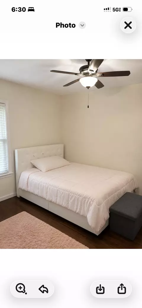 Bedroom - 1846 Stanhope St, Grosse Pointe Woods, MI 48236 photo 2 of 4