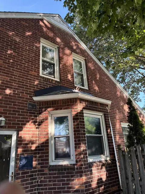 Exterior - 1846 Stanhope St, Grosse Pointe Woods, MI 48236 photo 2 of 2