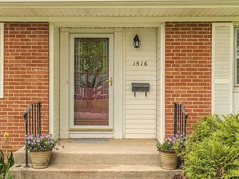 1516 Arborview Blvd, Ann Arbor, MI 48103