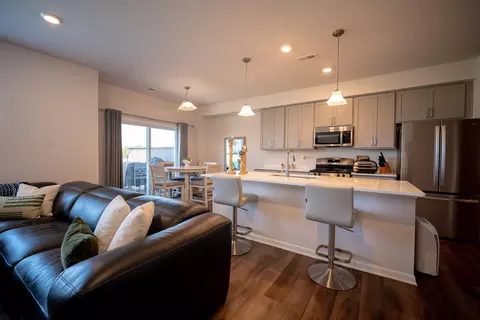 Kitchen - 302 Angus Ln, Saline, MI 48176 photo 2 of 2