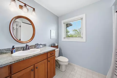Bath - 6900 Arkona Rd, Saline, MI 48176 photo 11 of 12