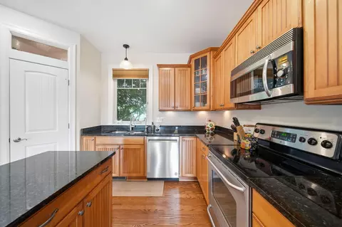 Kitchen - 6900 Arkona Rd, Saline, MI 48176 photo 3 of 5