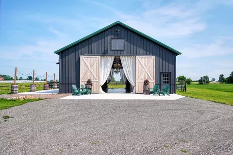 Exterior - 6900 Arkona Rd, Saline, MI 48176 photo 10 of 28